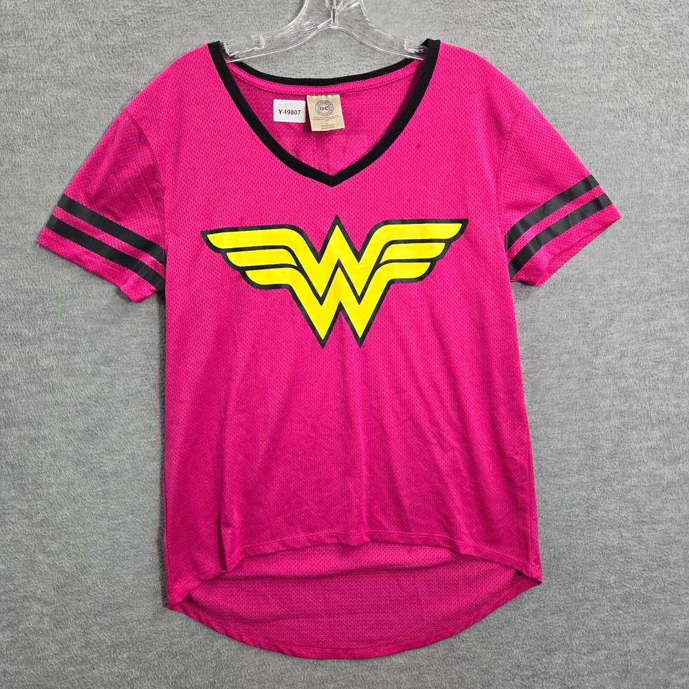 Wounder Woman Girls Jersey XL Pink Mesh Logo DC Comics Short‎ Sleeve V Neck